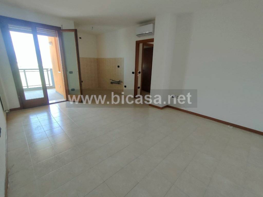 appartamento in vendita a Vallefoglia in zona Montecchio