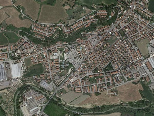 casa indipendente in vendita a Vallefoglia in zona Montecchio