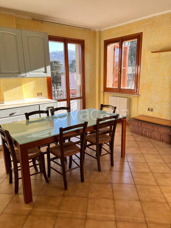 appartamento in vendita a Vallefoglia in zona Morciola
