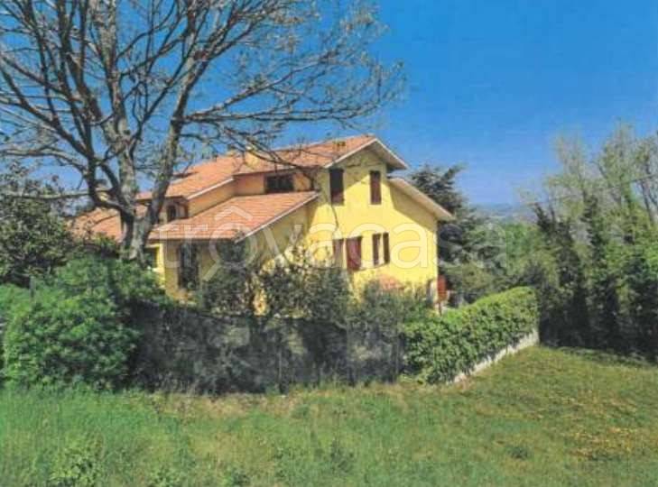 casa indipendente in vendita a Vallefoglia