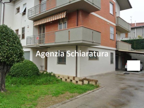 appartamento in vendita a Vallefoglia in zona Montecchio