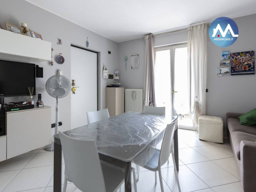 appartamento in vendita a Vallefoglia in zona Montecchio