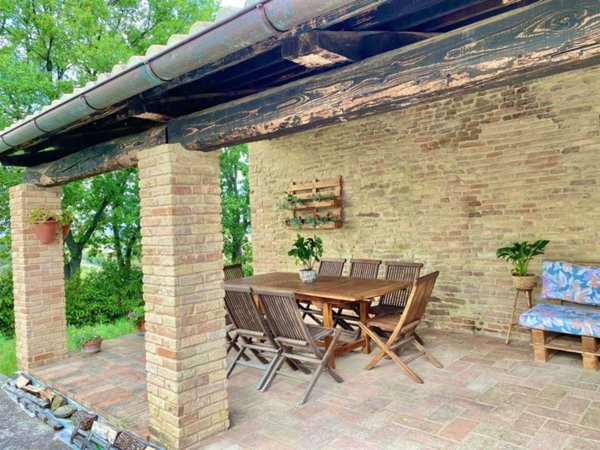 casa indipendente in vendita a Vallefoglia