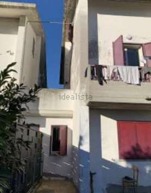 casa indipendente in vendita a Vallefoglia in zona Colbordolo