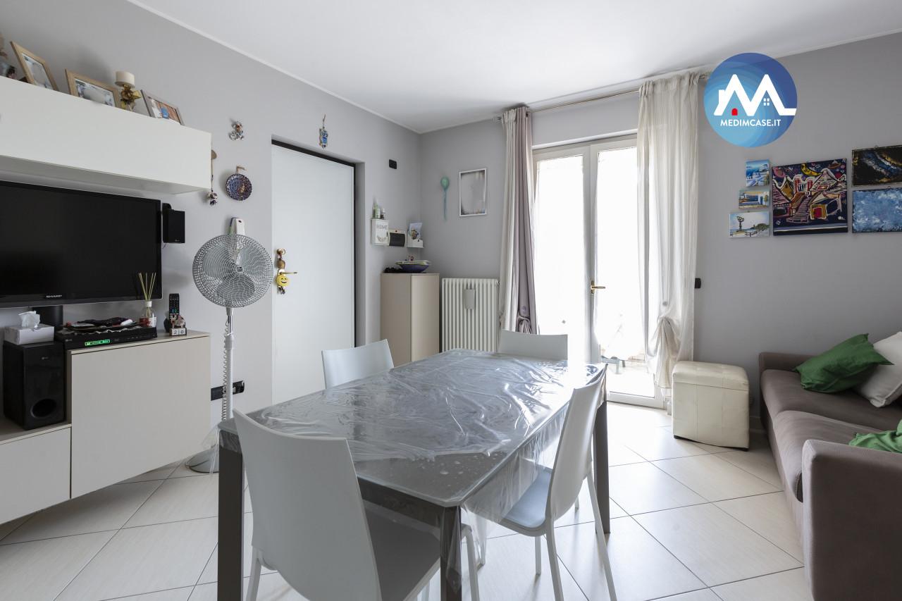 appartamento in vendita a Vallefoglia in zona Montecchio