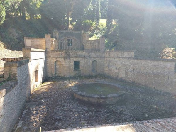 casa indipendente in vendita a Vallefoglia in zona Sant'Angelo in Lizzola