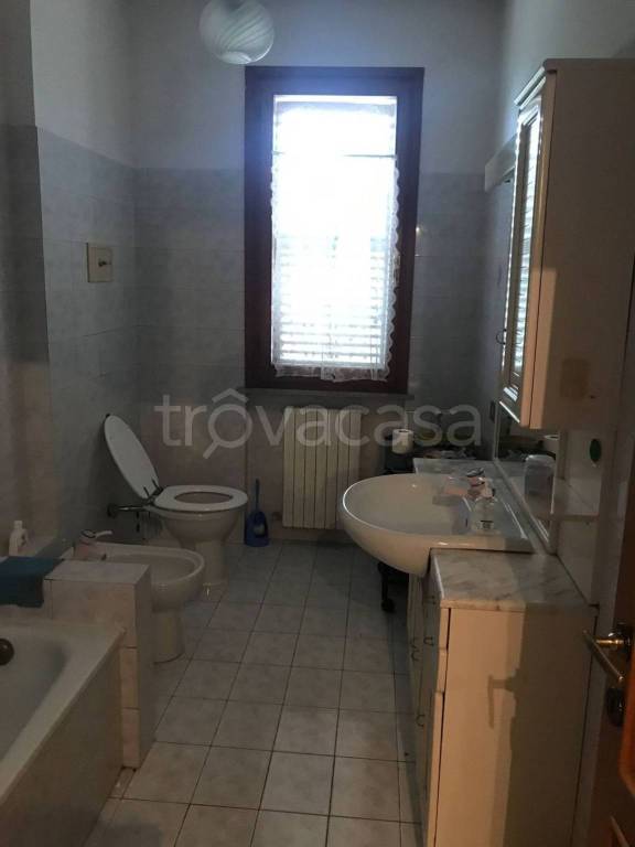 casa indipendente in vendita a Vallefoglia