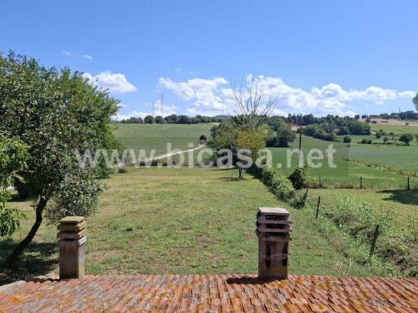 casa indipendente in vendita a Vallefoglia in zona Bottega