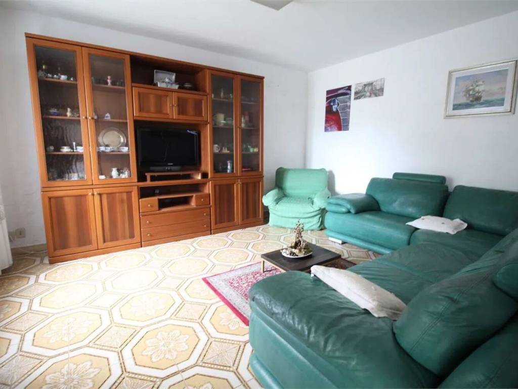 casa indipendente in vendita a Vallefoglia in zona Montecchio