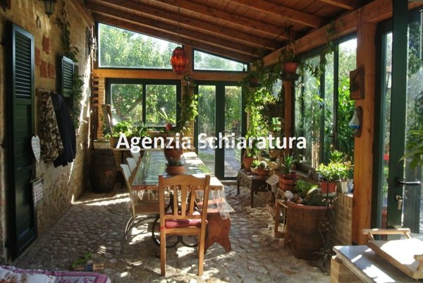 casa indipendente in vendita a Vallefoglia in zona Sant'Angelo in Lizzola