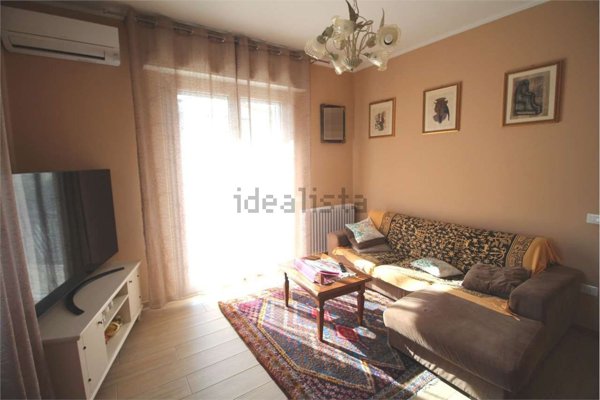 appartamento in vendita a Vallefoglia in zona Montecchio