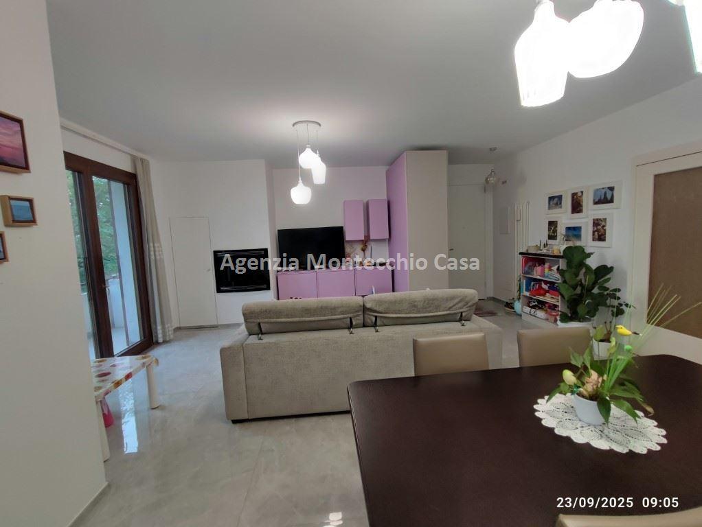 appartamento in vendita a Vallefoglia in zona Montecchio