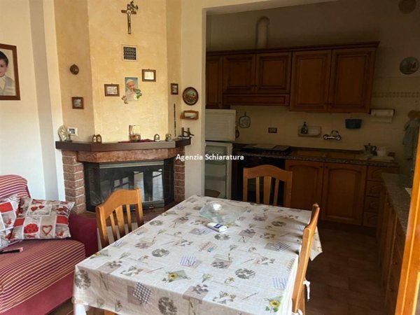 appartamento in vendita a Vallefoglia in zona Montecchio