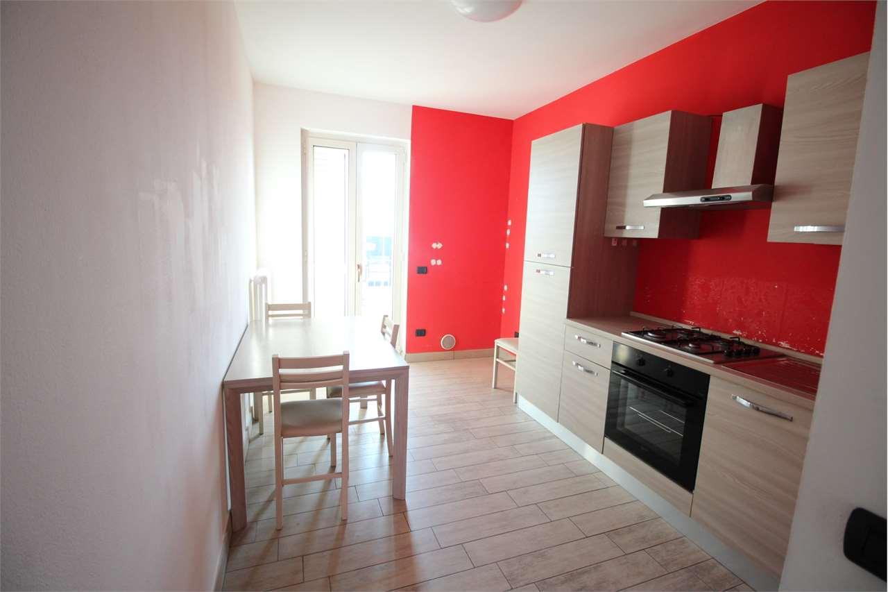 appartamento in vendita a Vallefoglia in zona Montecchio