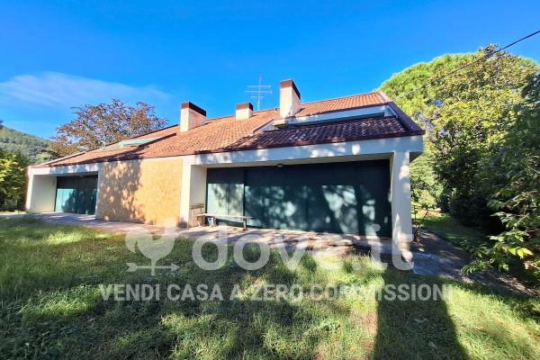 casa indipendente in vendita a Vallefoglia in zona Colbordolo