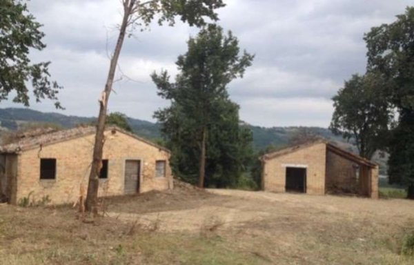 casa indipendente in vendita a Vallefoglia in zona Montecchio