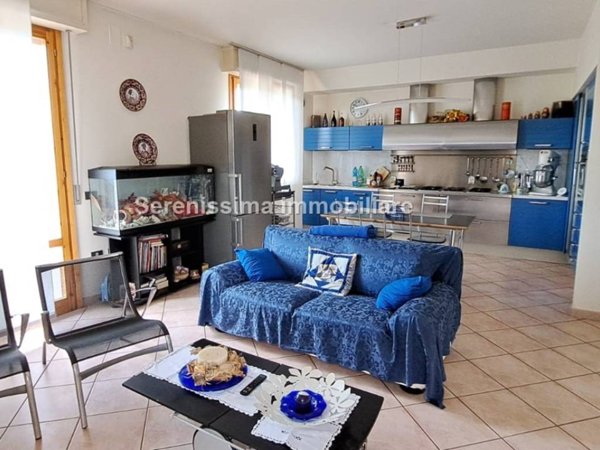 appartamento in vendita a Vallefoglia in zona Montecchio