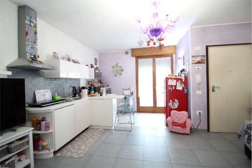 appartamento in vendita a Vallefoglia in zona Montecchio