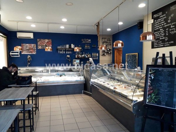 negozio in vendita a Vallefoglia in zona Bottega
