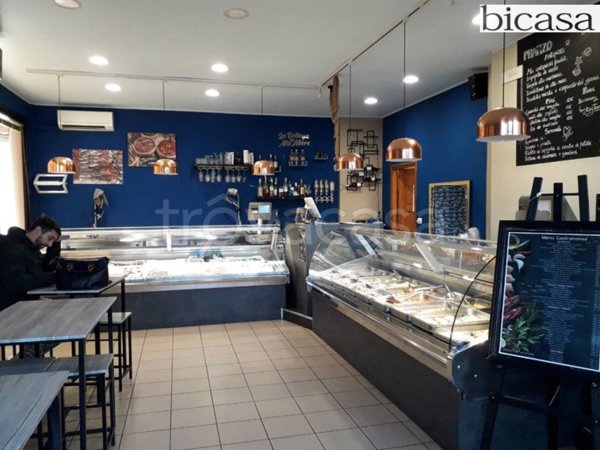 negozio in vendita a Vallefoglia in zona Bottega