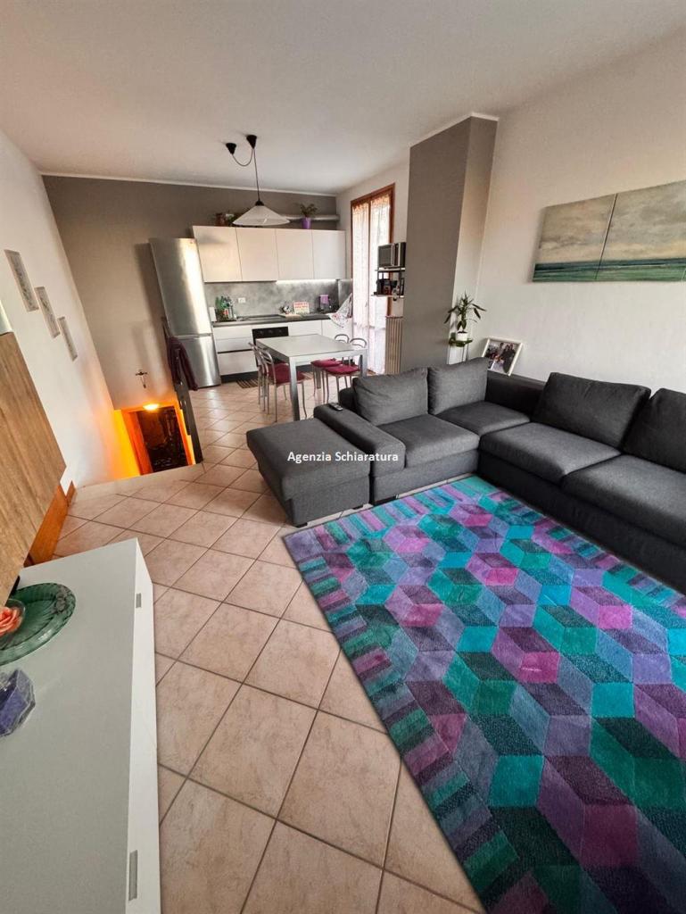 appartamento in vendita a Vallefoglia in zona Montecchio