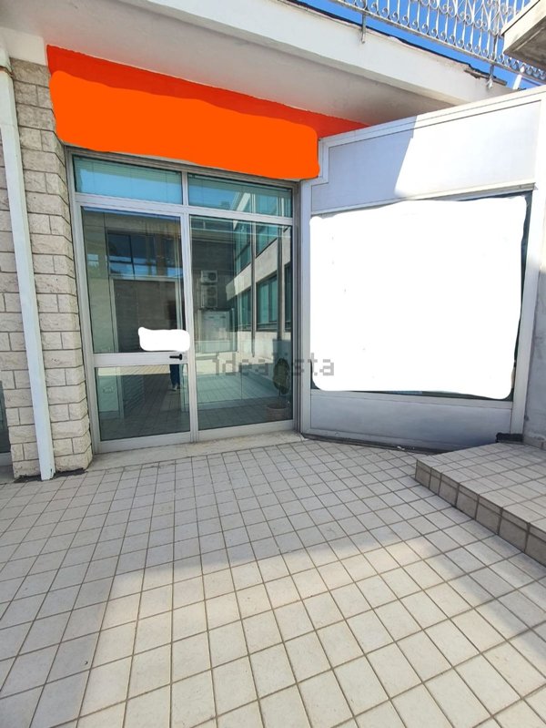 ufficio in vendita a Vallefoglia