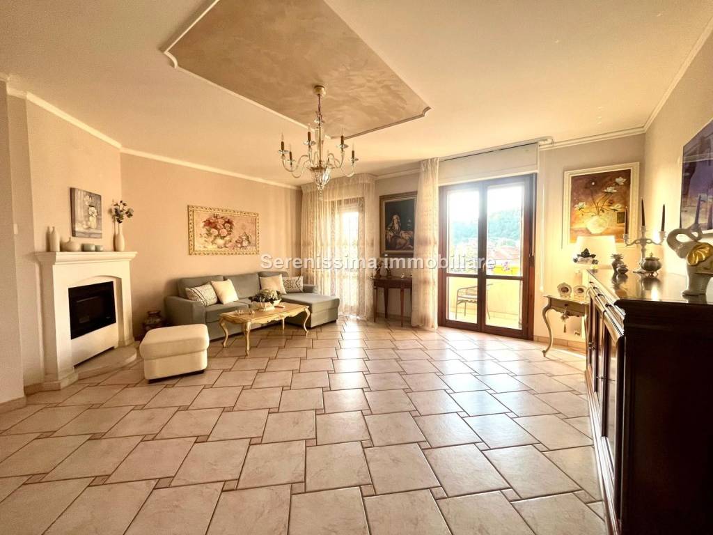 appartamento in vendita a Vallefoglia in zona Montecchio