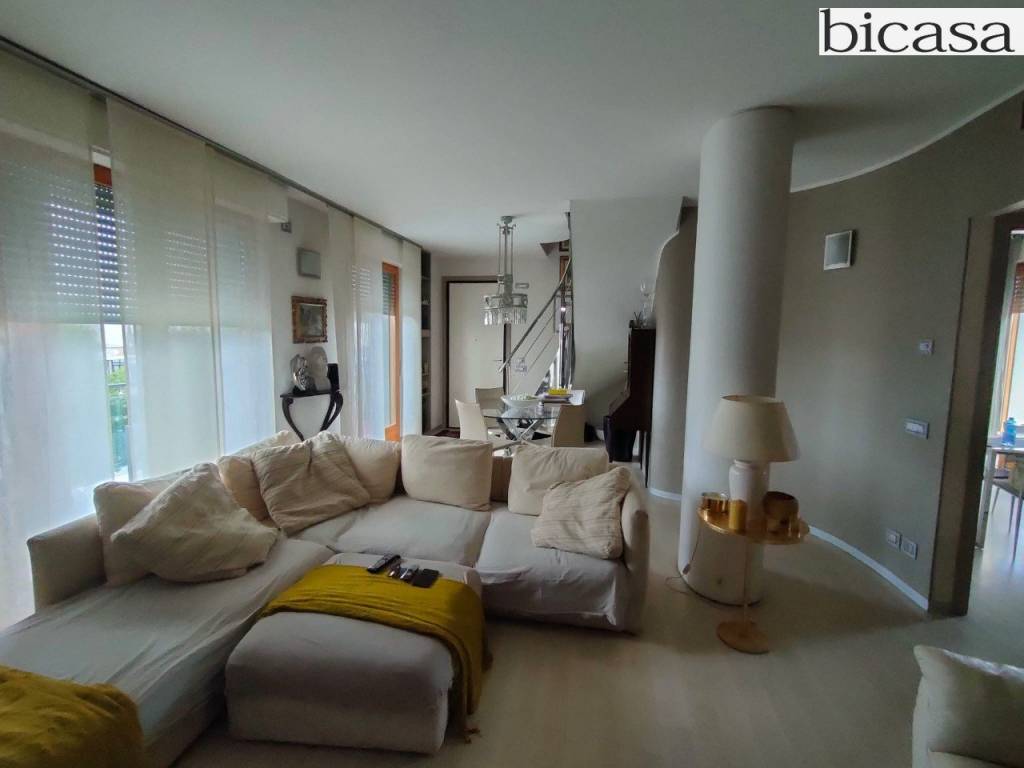 appartamento in vendita a Vallefoglia in zona Montecchio