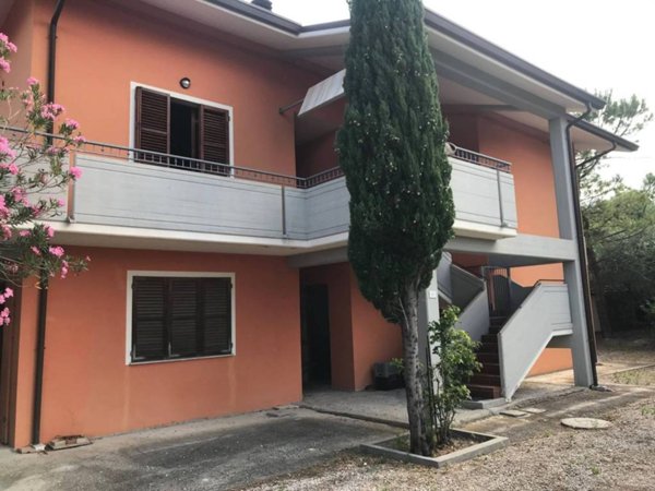 casa indipendente in vendita a Vallefoglia