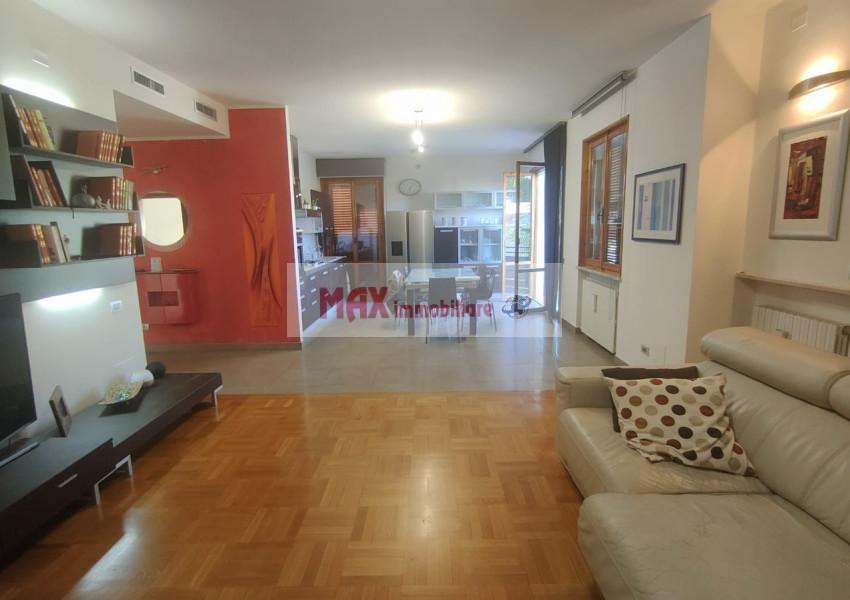 appartamento in vendita a Vallefoglia in zona Montecchio