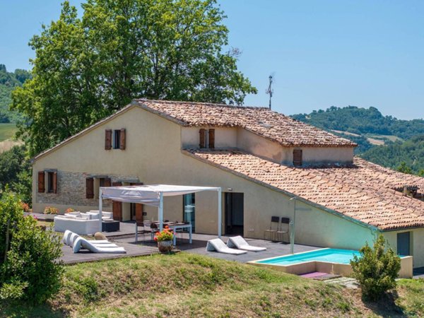 casa indipendente in vendita a Vallefoglia