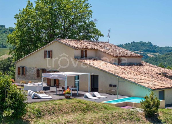 casa indipendente in vendita a Vallefoglia