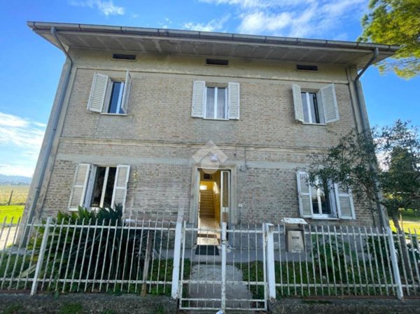 casa indipendente in vendita a Vallefoglia