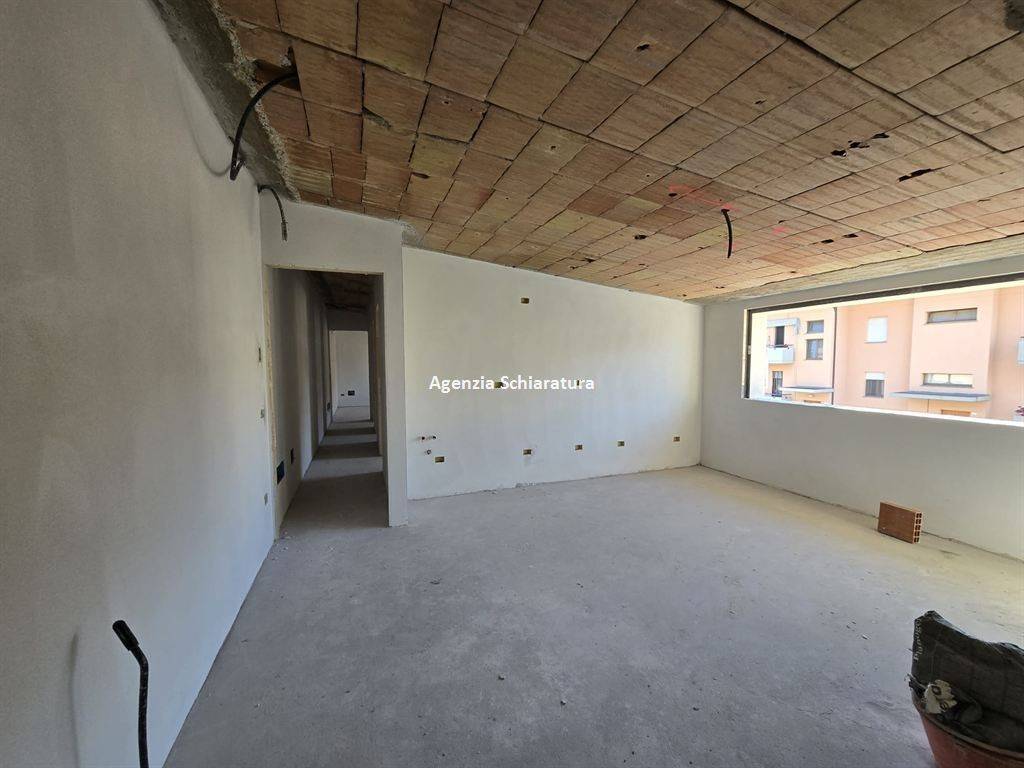 appartamento in vendita a Vallefoglia in zona Montecchio