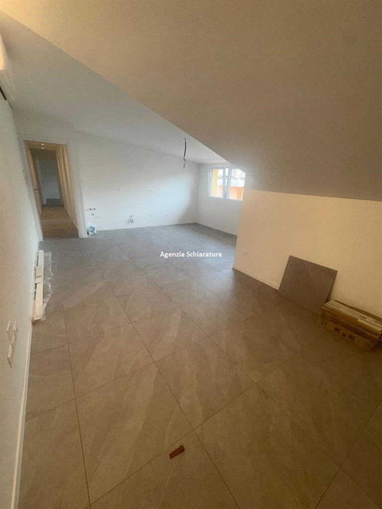 appartamento in vendita a Vallefoglia in zona Montecchio
