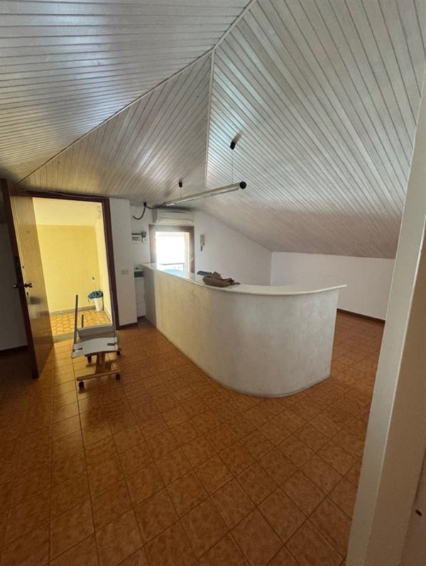 appartamento in vendita a Vallefoglia in zona Montecchio