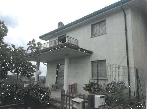 casa indipendente in vendita a Vallefoglia