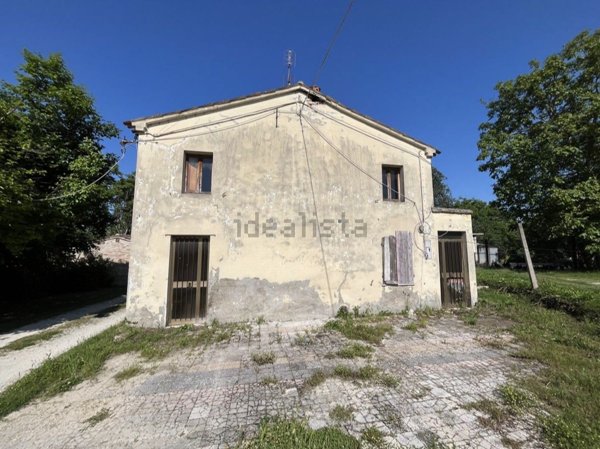 casa indipendente in vendita a Vallefoglia