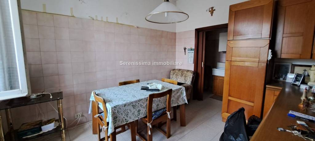 appartamento in vendita a Vallefoglia in zona Montecchio