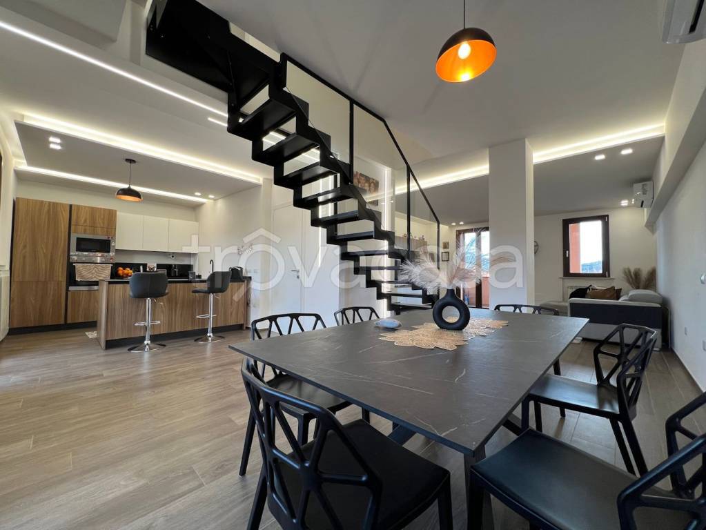 appartamento in vendita a Vallefoglia in zona Montecchio