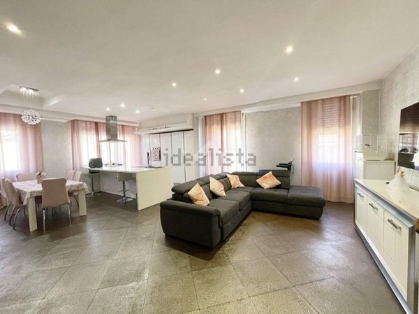 appartamento in vendita a Vallefoglia in zona Montecchio