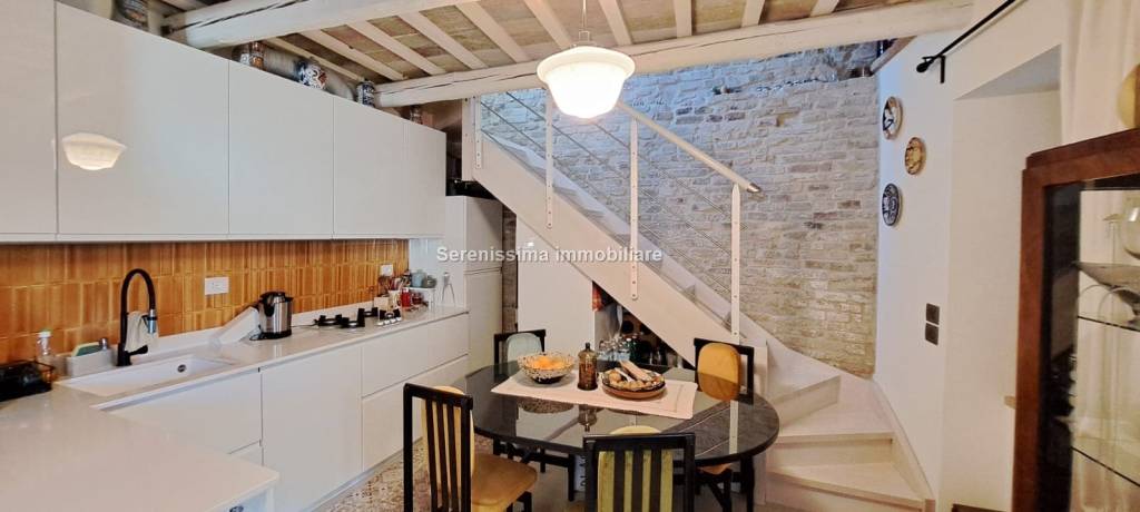 appartamento in vendita a Vallefoglia in zona Montecchio