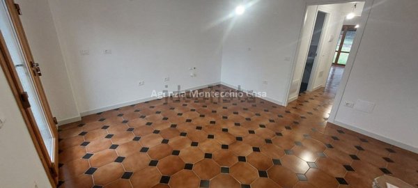 appartamento in vendita a Vallefoglia in zona Bottega