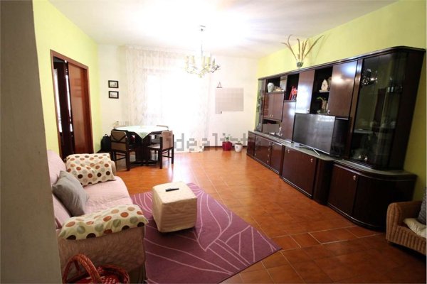 appartamento in vendita a Vallefoglia in zona Montecchio