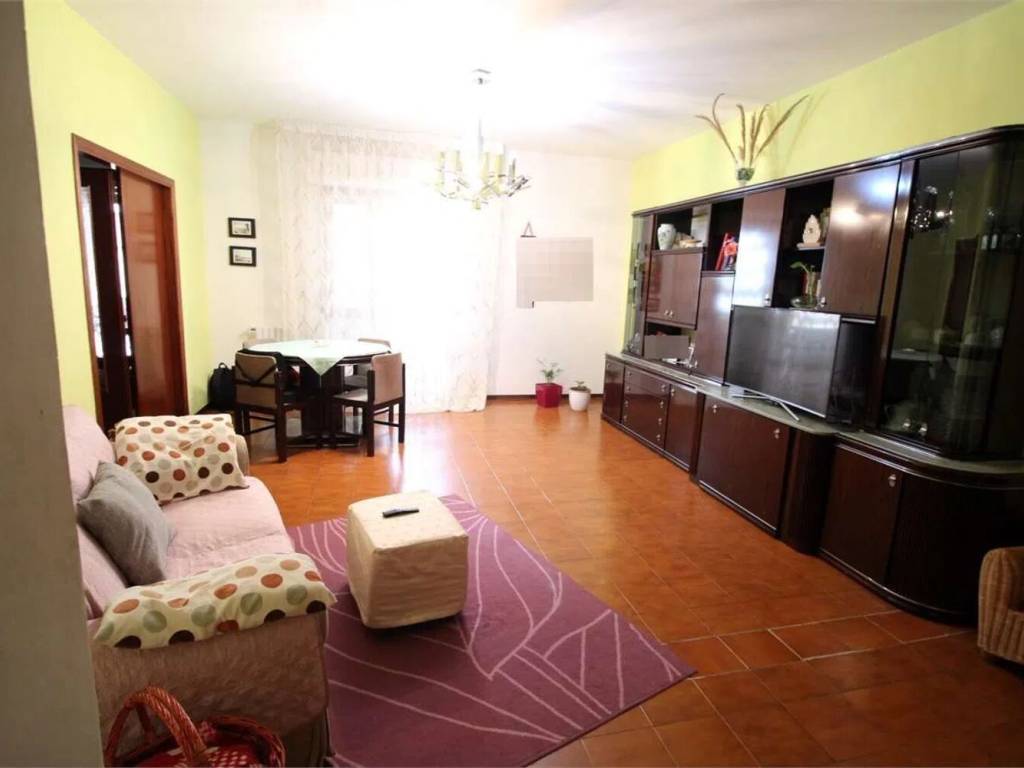 appartamento in vendita a Vallefoglia in zona Montecchio