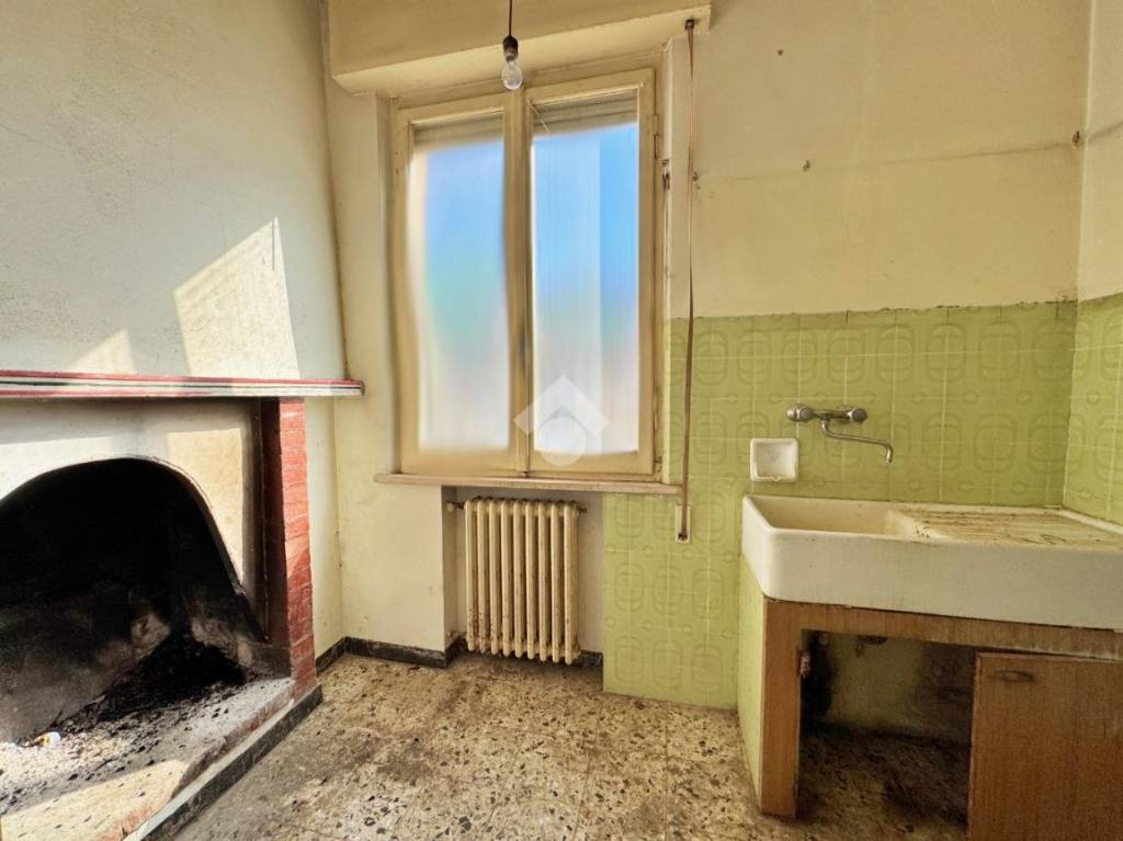 casa indipendente in vendita a Vallefoglia in zona Montecchio