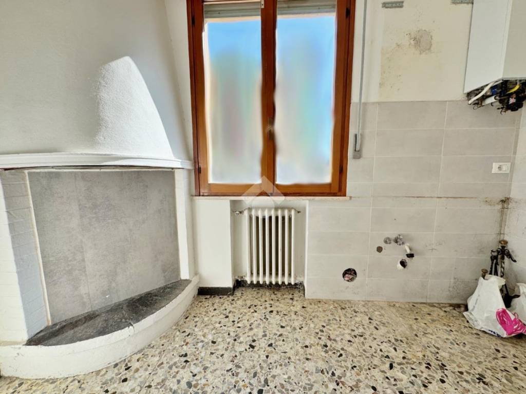 casa indipendente in vendita a Vallefoglia in zona Montecchio