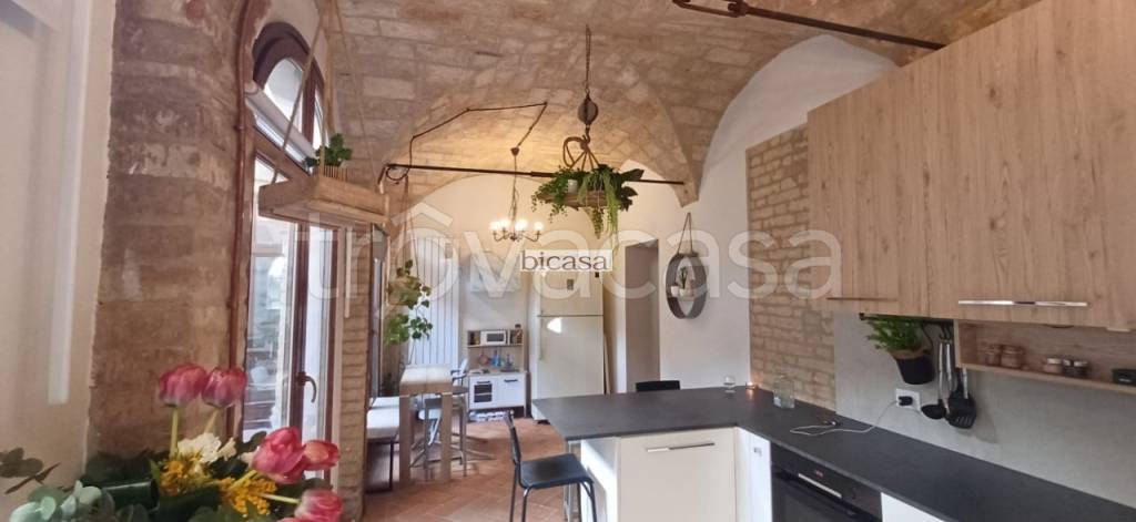 appartamento in vendita a Vallefoglia in zona Cappone