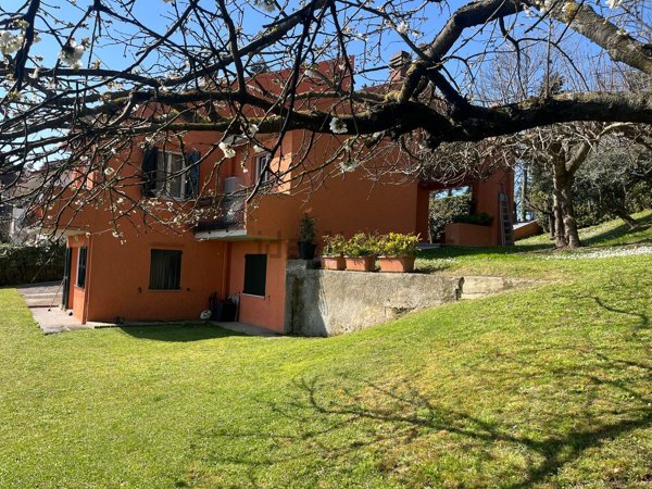 casa indipendente in vendita a Vallefoglia