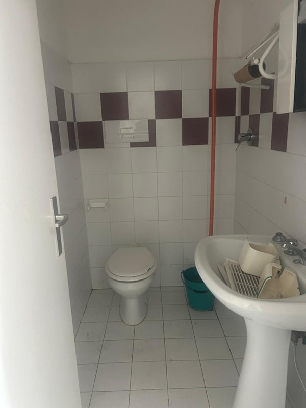 locale commerciale in vendita a Vallefoglia in zona Bottega